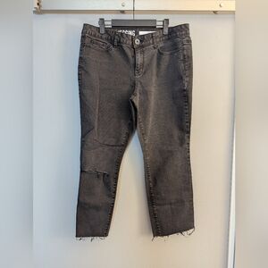 Dkny Women's black jeggings size 16 18x10 x26. Distressed